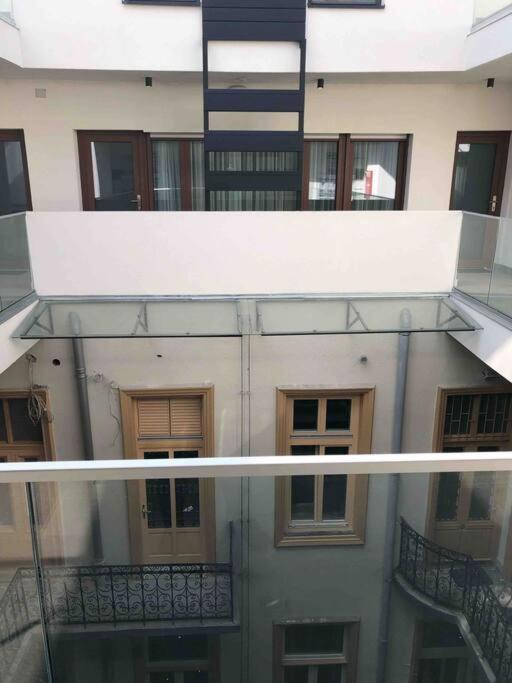 Luxury Cozy 2 Bdr Downtown Apt.5 Budapeste Exterior foto